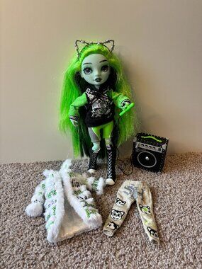 Rainbow High Shadow Neon Shadow High Harley Limestone Green MGA Doll Green Hair